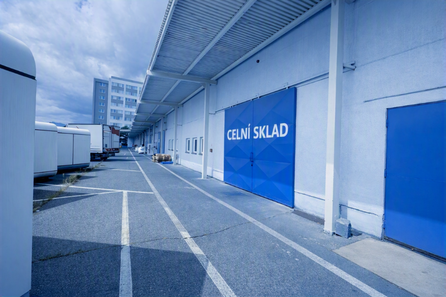 celni sklad exterier